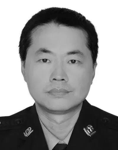49岁民警因脑溢血倒下